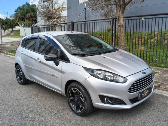 FORD FIESTA 1.6 SE HATCH 16V FLEX 4P MANUAL